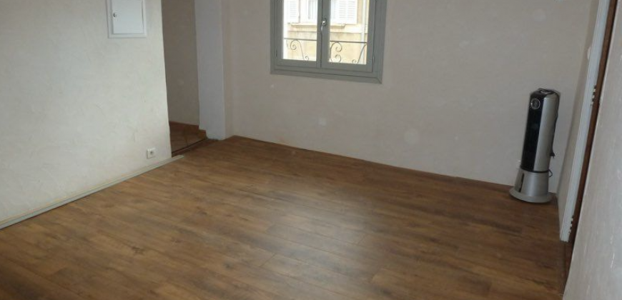 Appartement – T2 – AIX-EN-PROVENCE – 865