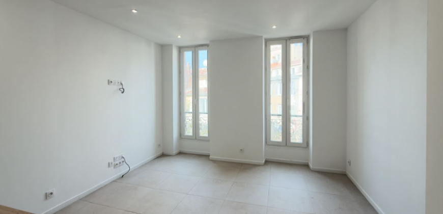 Appartement – T2 – MARSEILLE 6E ARRONDISSEMENT – 850