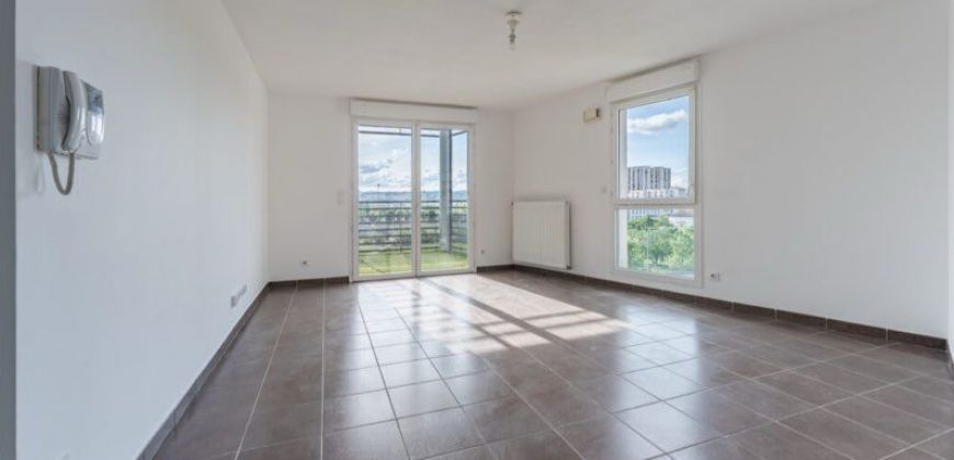 Appartement – T4 – VÉNISSIEUX – 1350