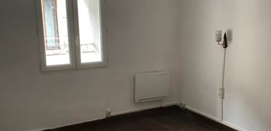 Maison – T3 – Noves – 550