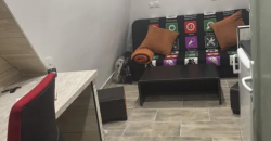 Paris – A LOUER  Studio de 15m². Loyer: 630€ CC.