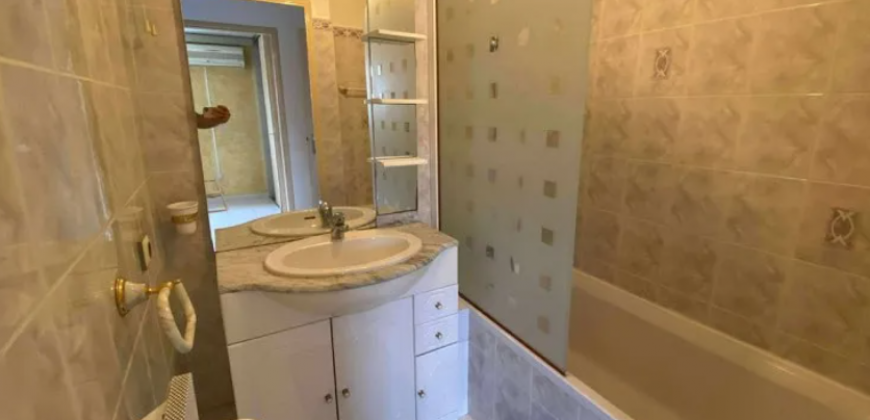 Nice – A LOUER T3  Loyer: 1250€