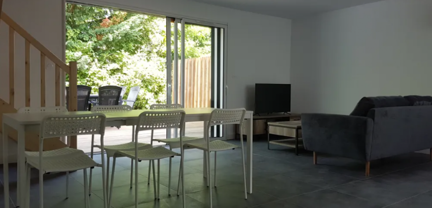 Maison – T5 – ARÈS – 1600