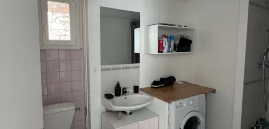 Soucieu-en-Jarrest – A LOUER T2 de 54m². Loyer: 512€