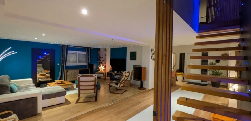 Maison – T5 – Laruscade – 1450