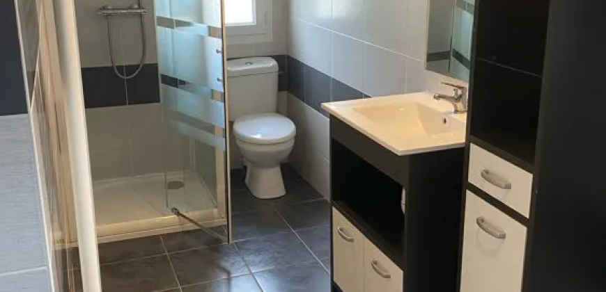 Moulon – A LOUER T3 de 60m². Loyer: 700€