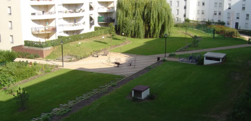 Lyon – A LOUER T4 de 82m². Loyer: 1230€