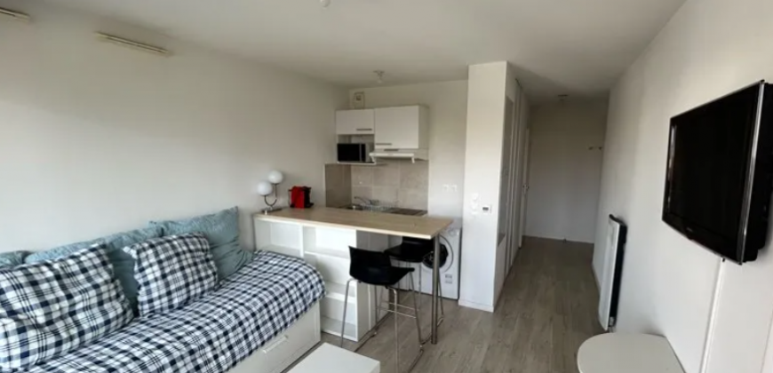Villenave-d&rsquo;Ornon – A LOUER Studio de 23m². Loyer: 669€