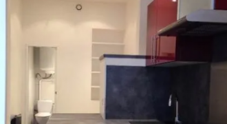 Bordeaux – A LOUER T1 de 17m². Loyer: 400€