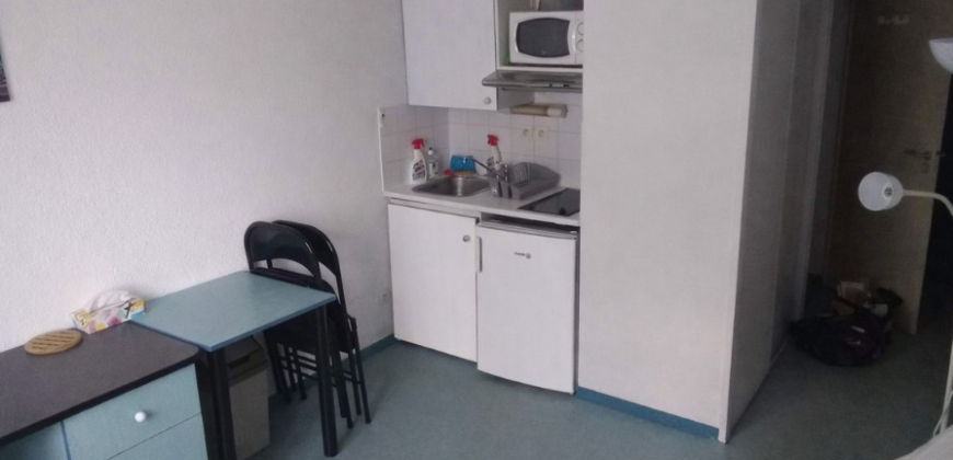 TOULOUSE – A LOUER T1 de 17m². Loyer: 460€