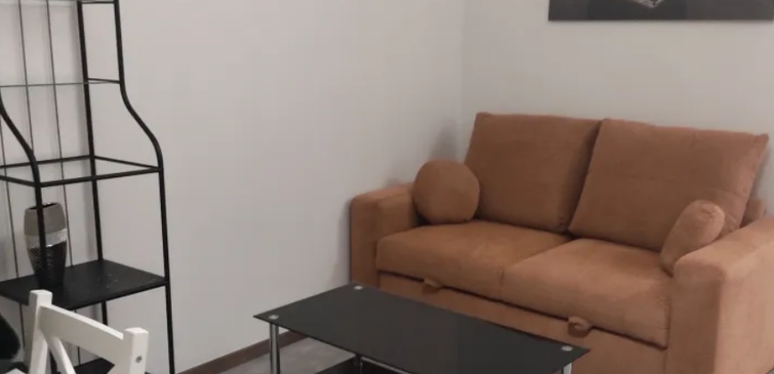 LYON – A LOUER T2 de 40m². Loyer: 700€