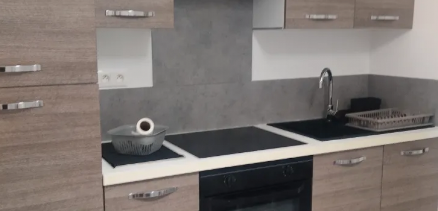 LYON – A LOUER T2 de 40m². Loyer: 700€