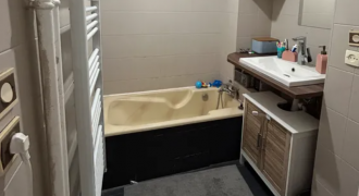 VÉNISSIEUX – A LOUER T4 de 76m². Loyer: 830€