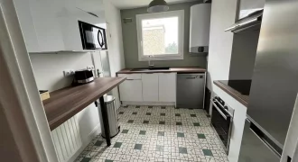 VILLIERS-SUR-MARNE – A LOUER T2 de 49m². Loyer: 970€